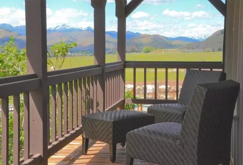 Hotelli Twisp Terrace Lodge