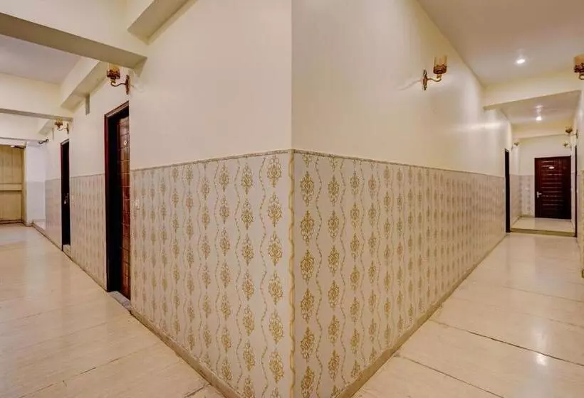 Hotelli Capital O Shimaya