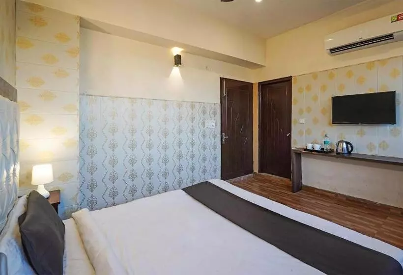 Hotelli Capital O Shimaya