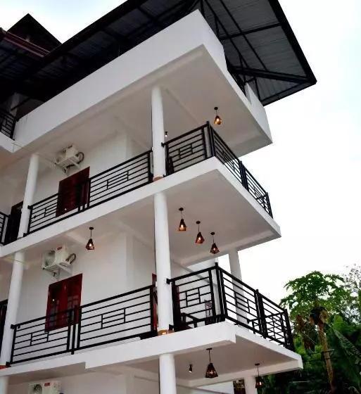 پانسیون Blue Sky Hotel Yala