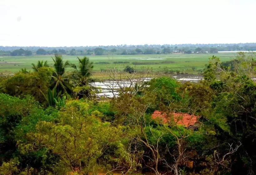 پانسیون Blue Sky Hotel Yala