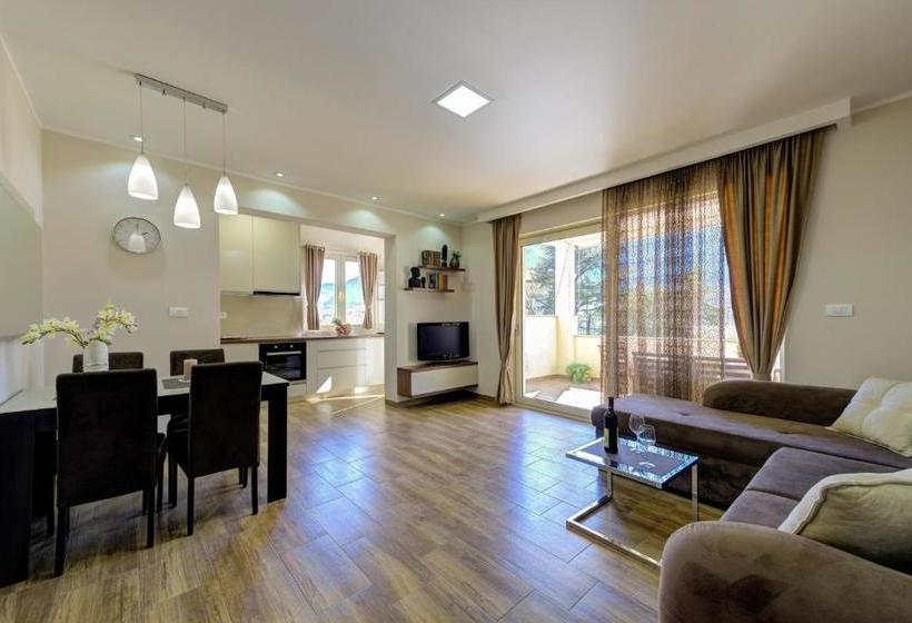 پانسیون Edilux