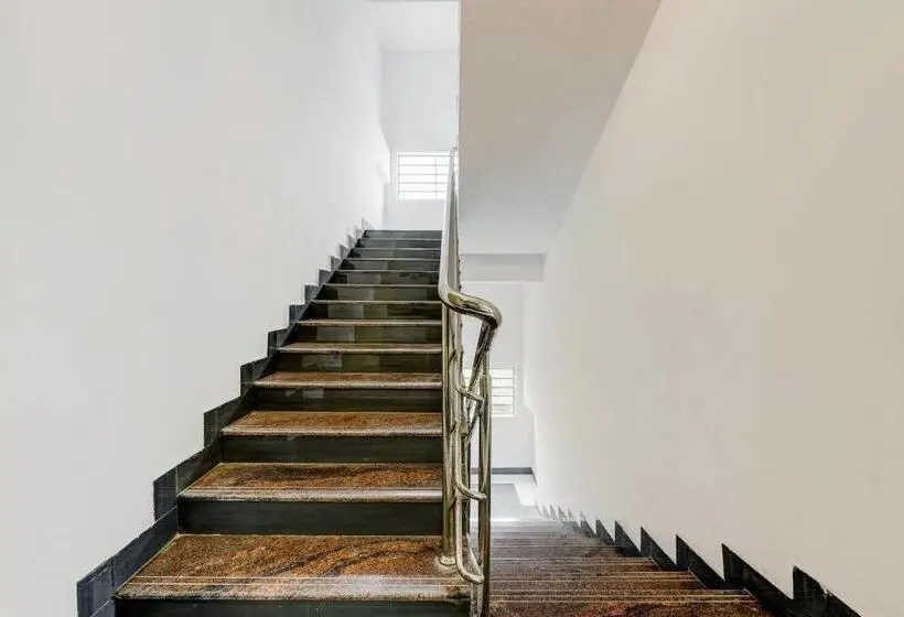 Hotelli Collection O Srinivasa Residency