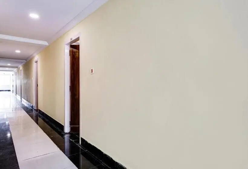 Hotelli Collection O Srinivasa Residency