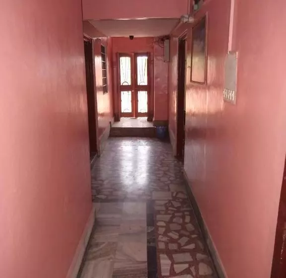 ホテル Gajraj Bari