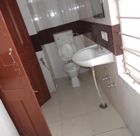 בית מלון כפרי Gajraj Bari