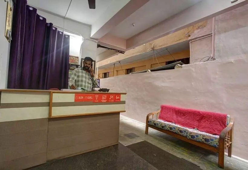 Oyo 28738 Abbirami Hotels