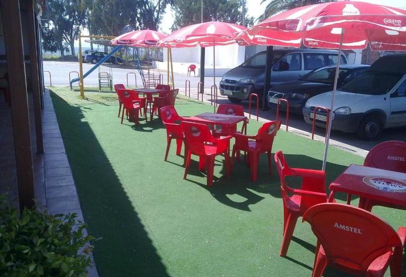 بنسيون Hostal Restaurante Carlos Iii