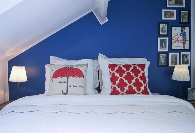 ベッドアンドブレックファースト Le Grenier De Louisette