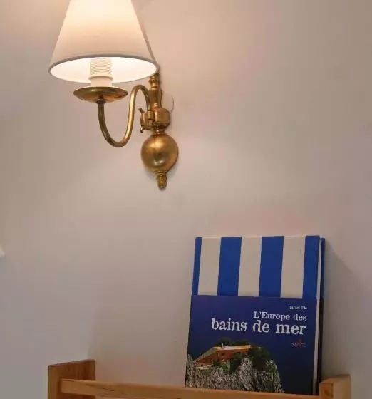 ベッドアンドブレックファースト Le Grenier De Louisette