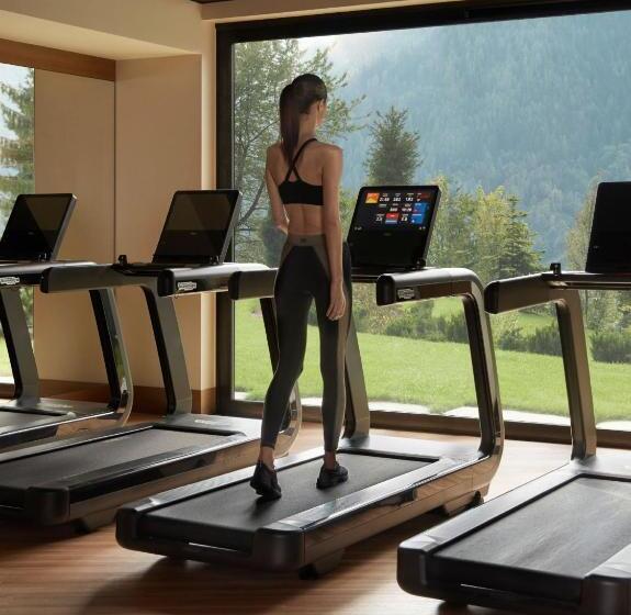 בית מלון כפרי Lefay Resort & Spa Dolomiti