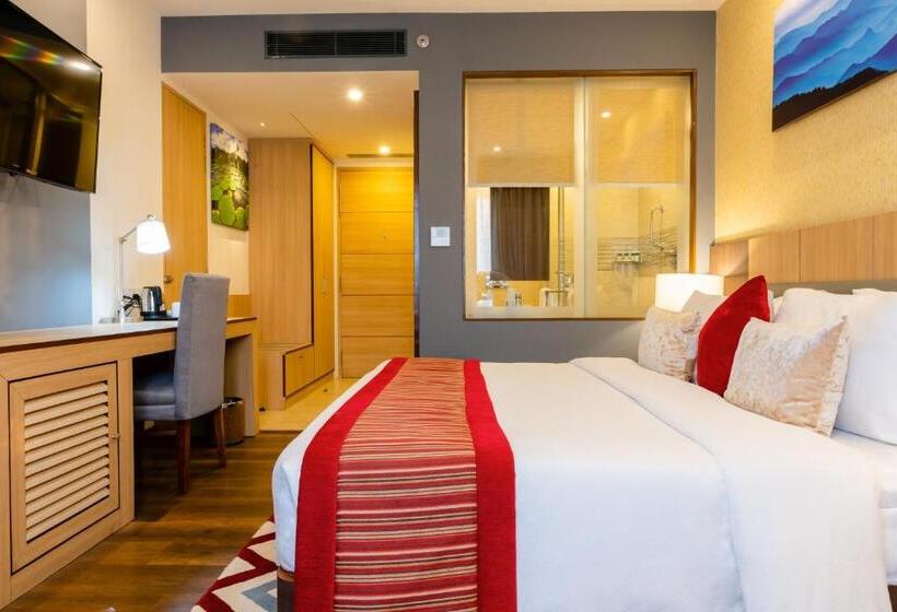 هتل Vivanta Chitwan Bharatpur