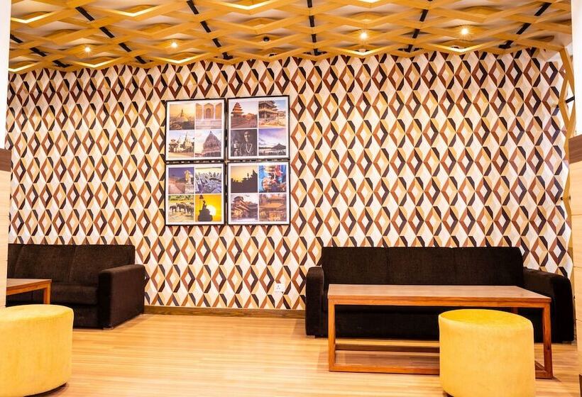 هتل Vivanta Chitwan Bharatpur