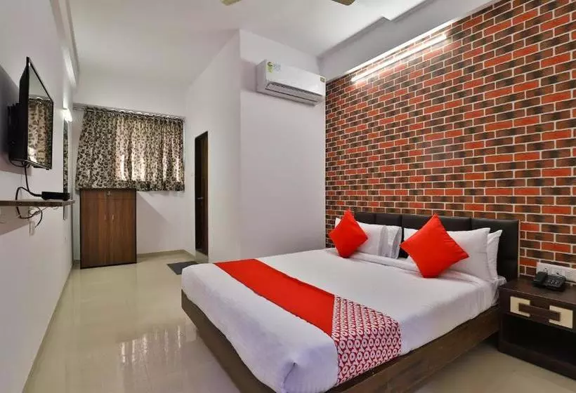 Oyo 28466 Hotel Blue Heaven & Banquet