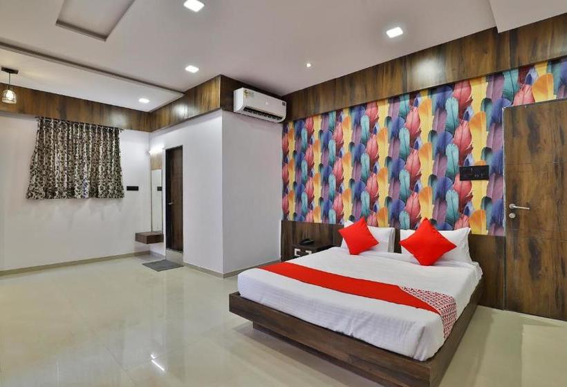 Oyo 28466 Hotel Blue Heaven & Banquet