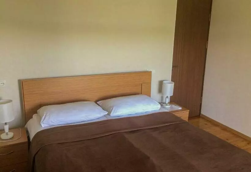 پانسیون Guest House Maradona