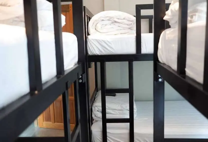 فندق @hostel Phangan