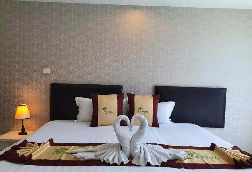 ホテル Retreat Resort Pattaya