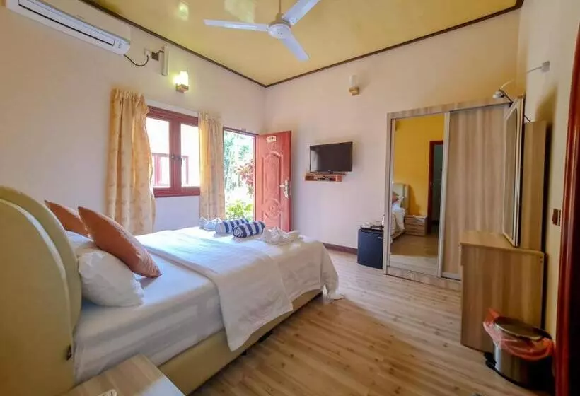 Majatalo Sea View Villa Ukulhas