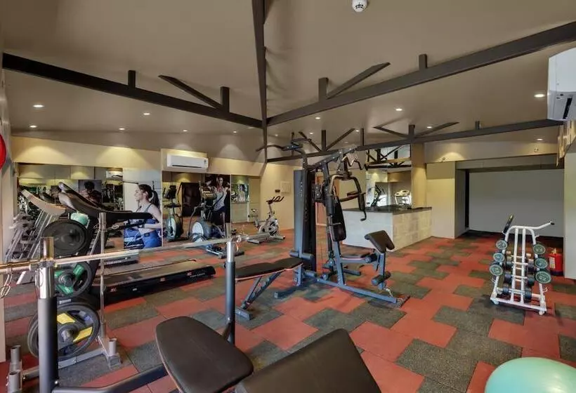 Hotelli The Fern Residency, Satara Maharashtra