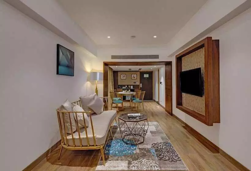 Hotelli The Fern Residency, Satara Maharashtra