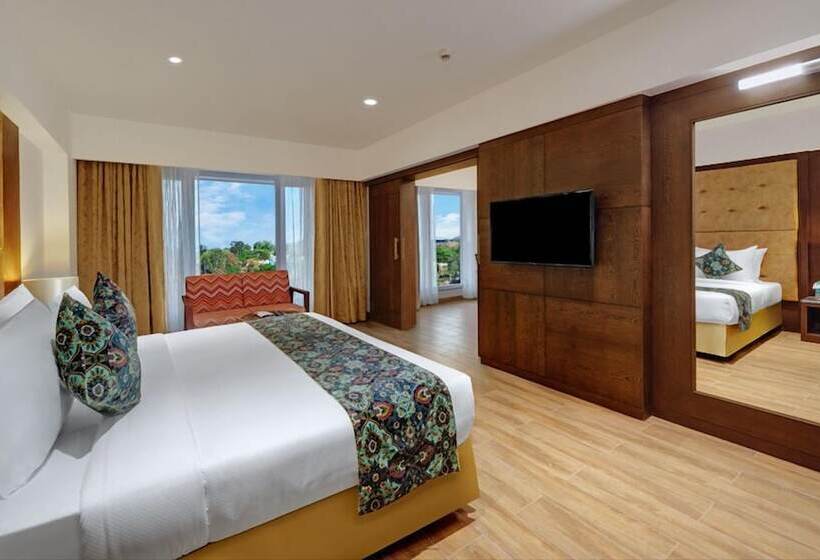 호텔 The Fern Residency, Satara Maharashtra