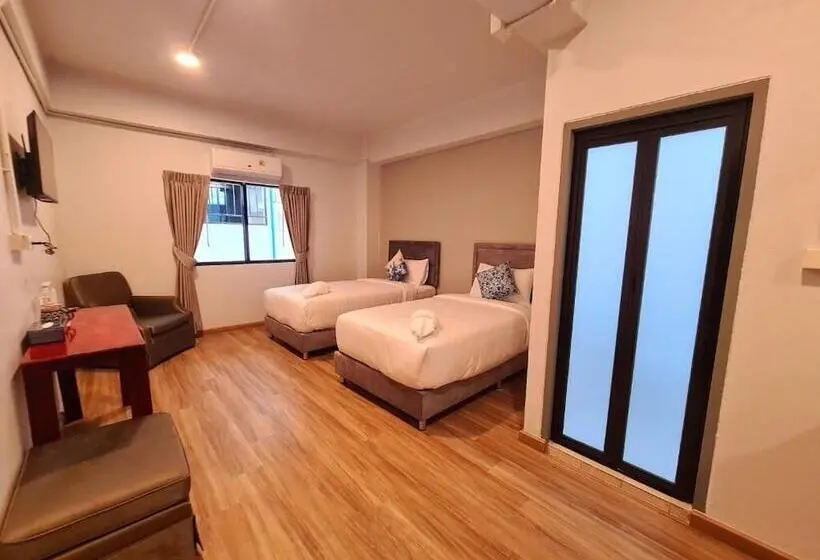 Hotel Hometown Stays Hatyai