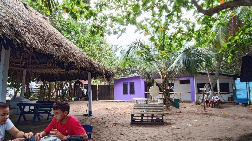 هتل Cabañas San Sebastian