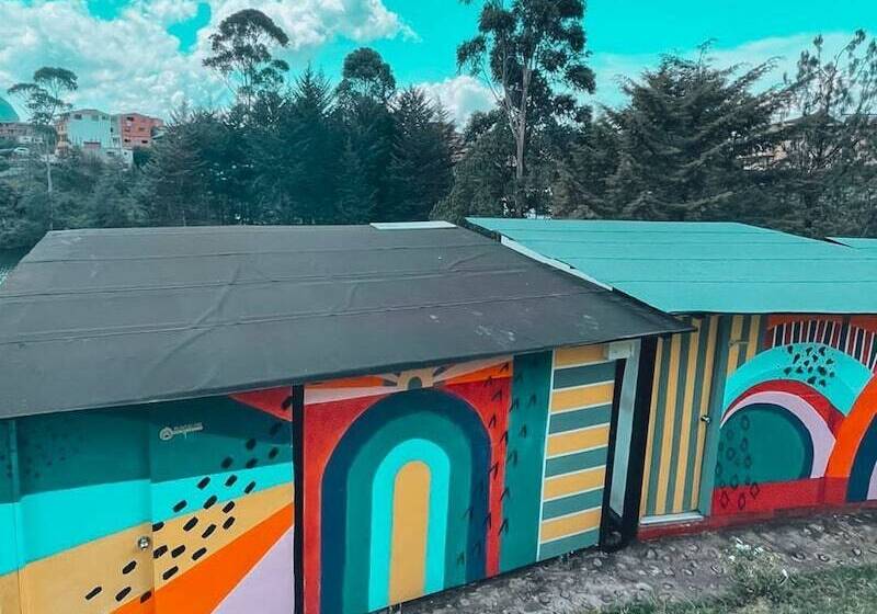 ホテル La Madriguera