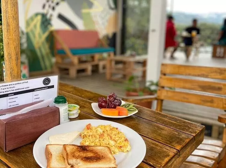 ホテル La Madriguera