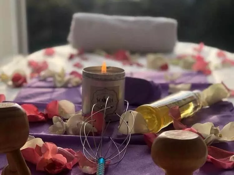 ホテル La Madriguera