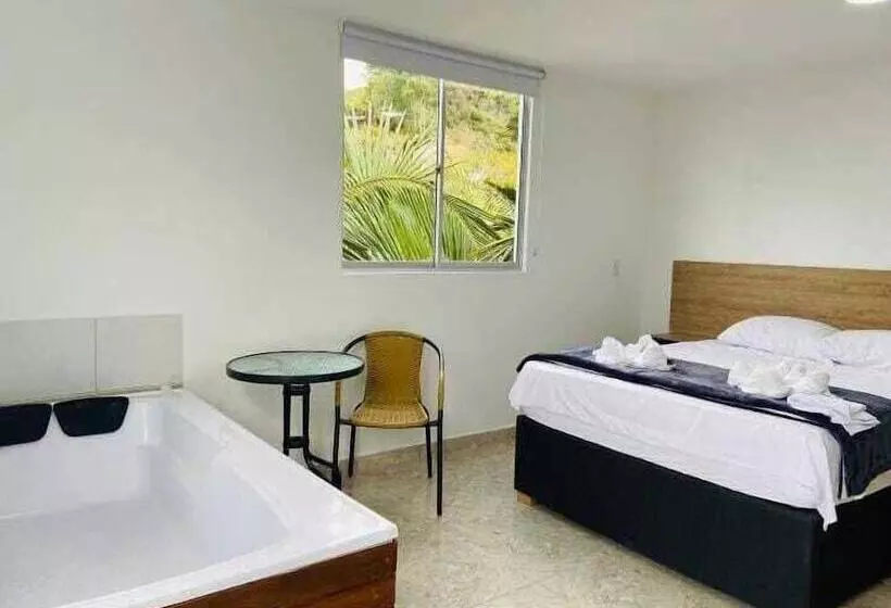 ホテル La Madriguera