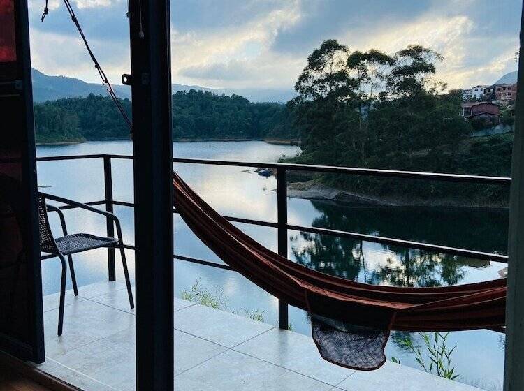 ホテル La Madriguera