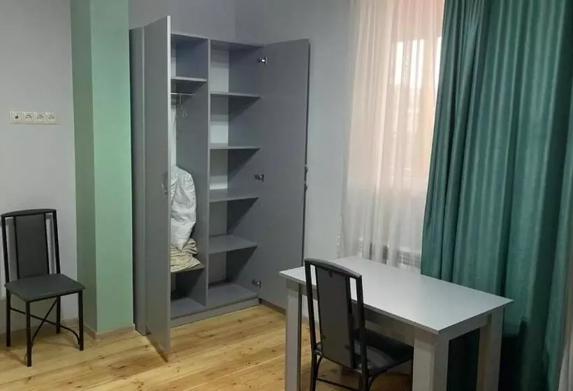 Majatalo Ashtarak Garden Guesthouse