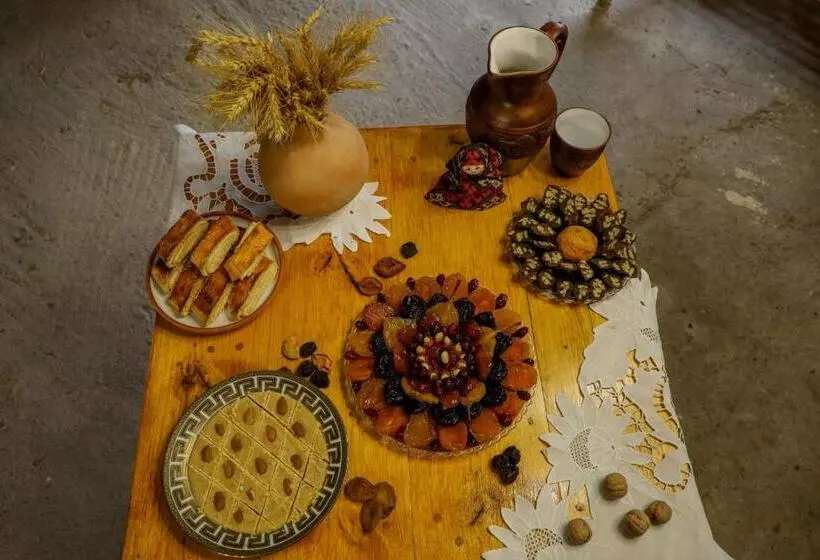 Majatalo Ashtarak Garden Guesthouse