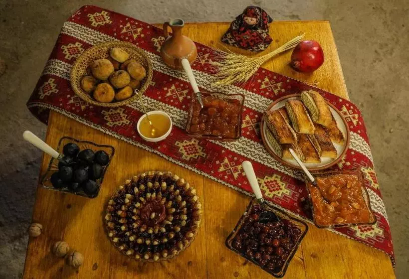 Majatalo Ashtarak Garden Guesthouse