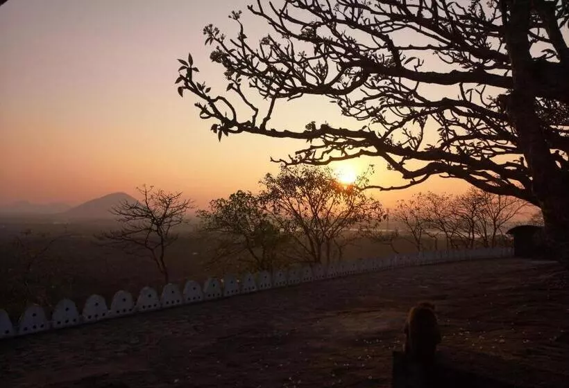 Majatalo The Cattleya Guest House Sigiriya
