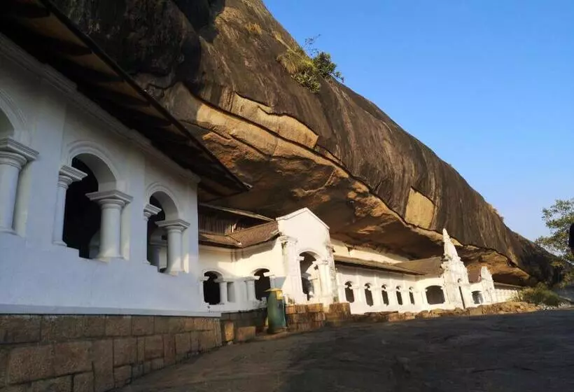 Majatalo The Cattleya Guest House Sigiriya
