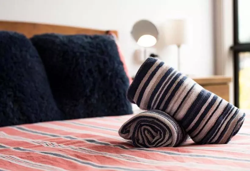 Adventure Queenstown Hostel