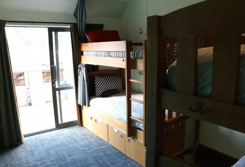 Adventure Queenstown Hostel