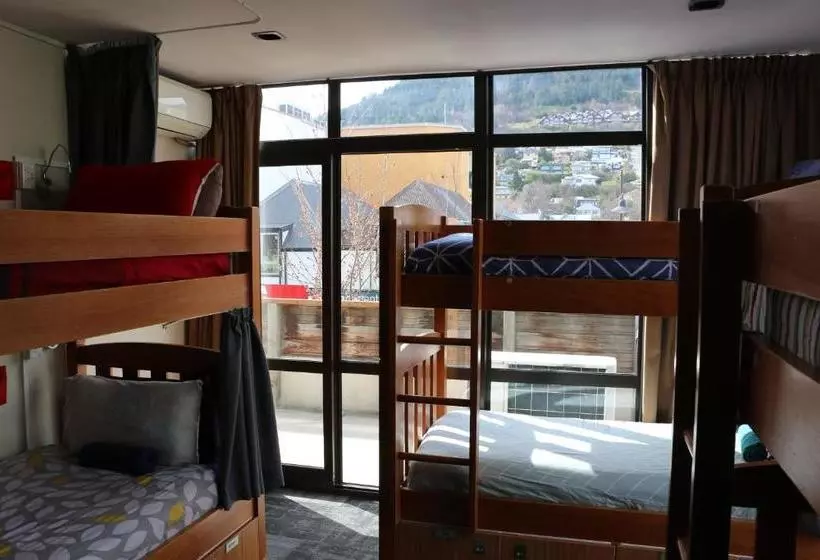 Adventure Queenstown Hostel