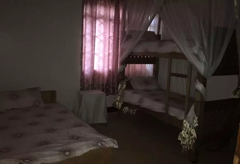 Footprints Hostel