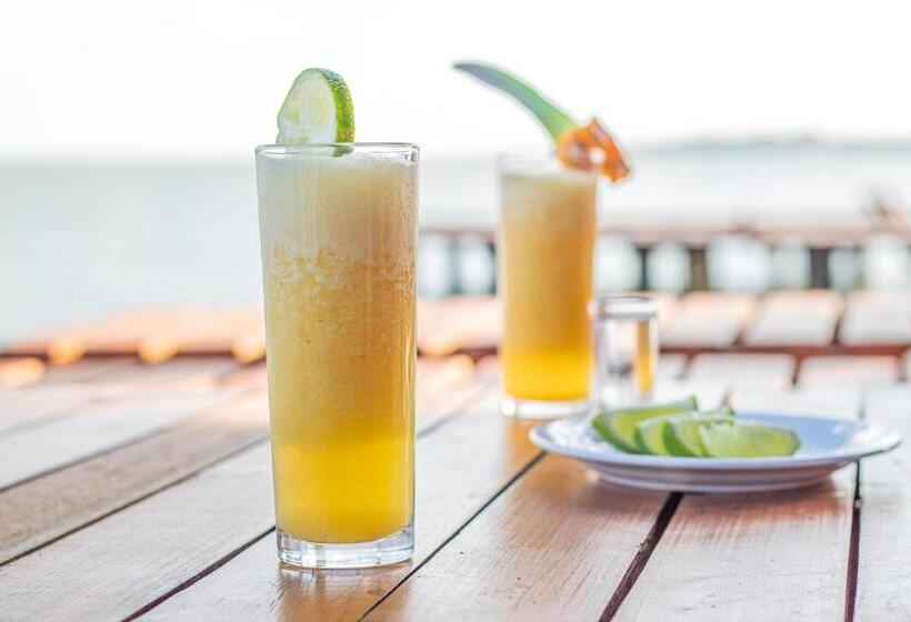 هتل Boutique Las Nubes Bacalar