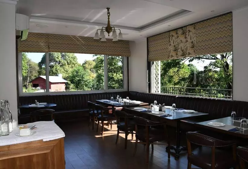 Hotelli Mastiff Villa Camellia By Othpl