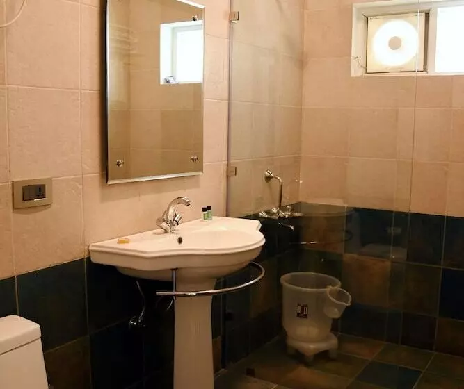 Hotelli Mastiff Villa Camellia By Othpl