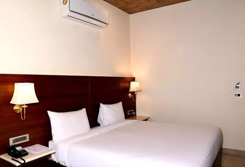 Hotelli Mastiff Villa Camellia By Othpl