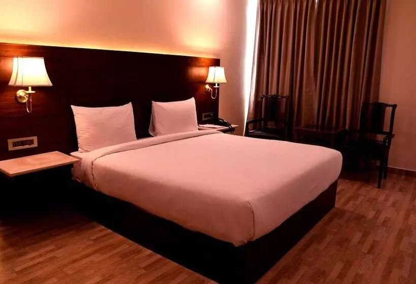 Hotelli Mastiff Villa Camellia By Othpl