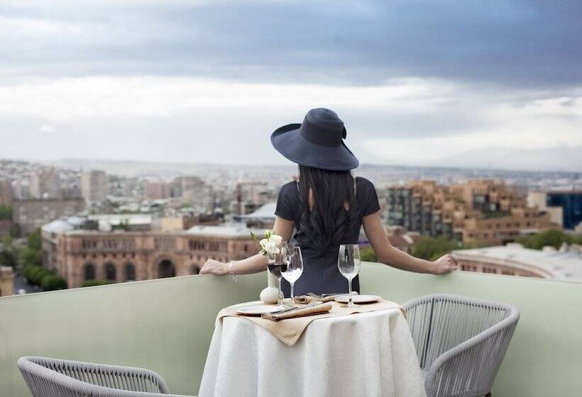 Ramada Hotel & Suites By Wyndham Yerevan