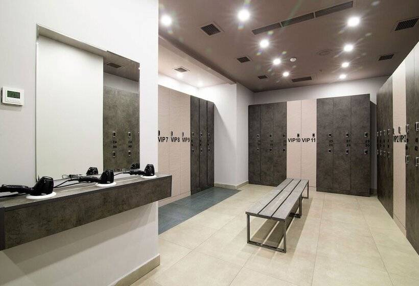 Ramada Hotel & Suites By Wyndham Yerevan