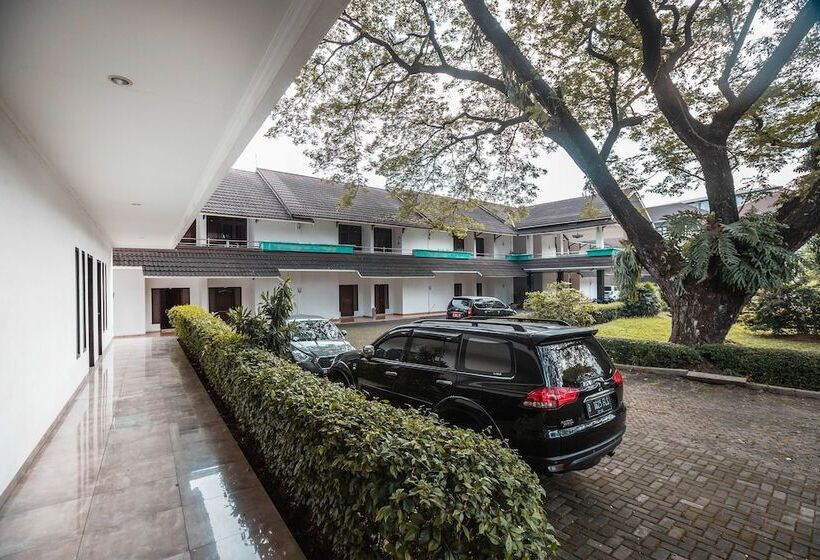 Oyo 686 Hotel Bunga Karang